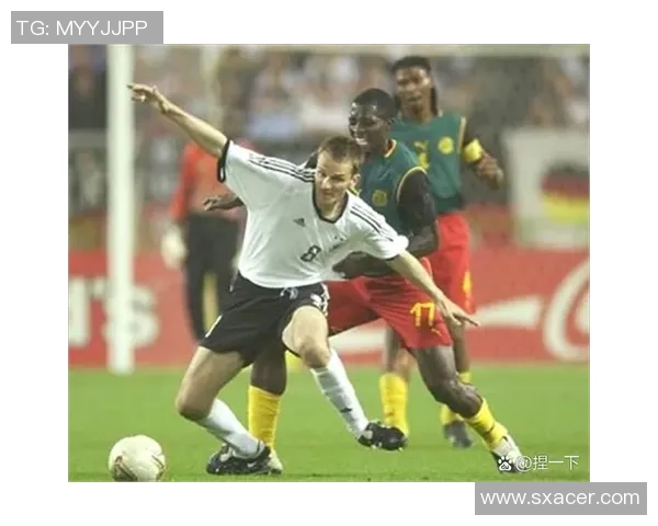 如何通过策略和资金优势成功挖角足球队的顶级球星